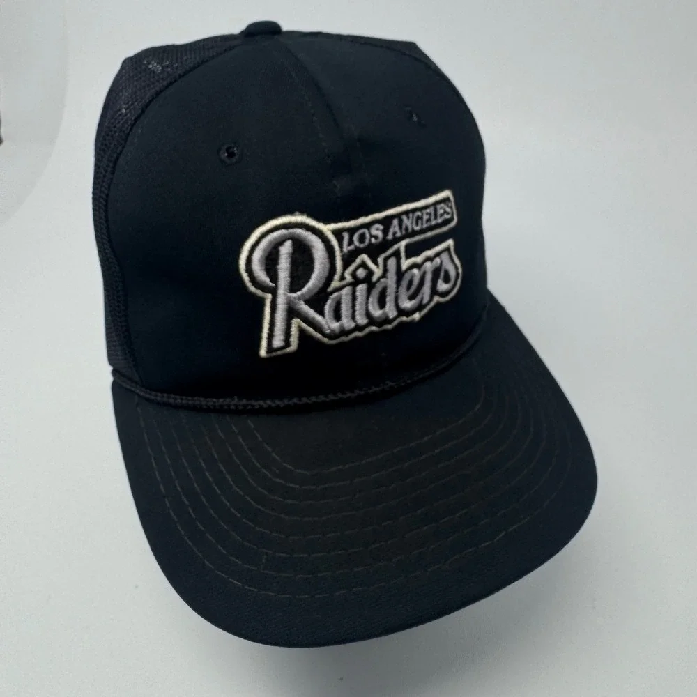 Vintage Los Angeles Raiders Sports Specialties NFL Trucker‎ Hat Black Mesh